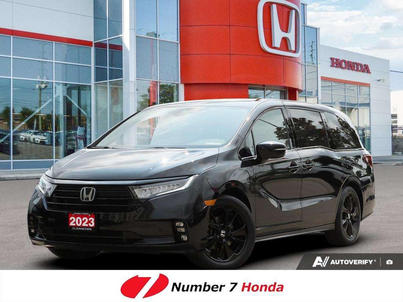 2023 Honda Odyssey Black Edition Photo0