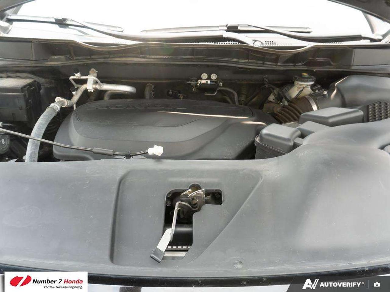 2023 Honda Odyssey Black Edition Photo