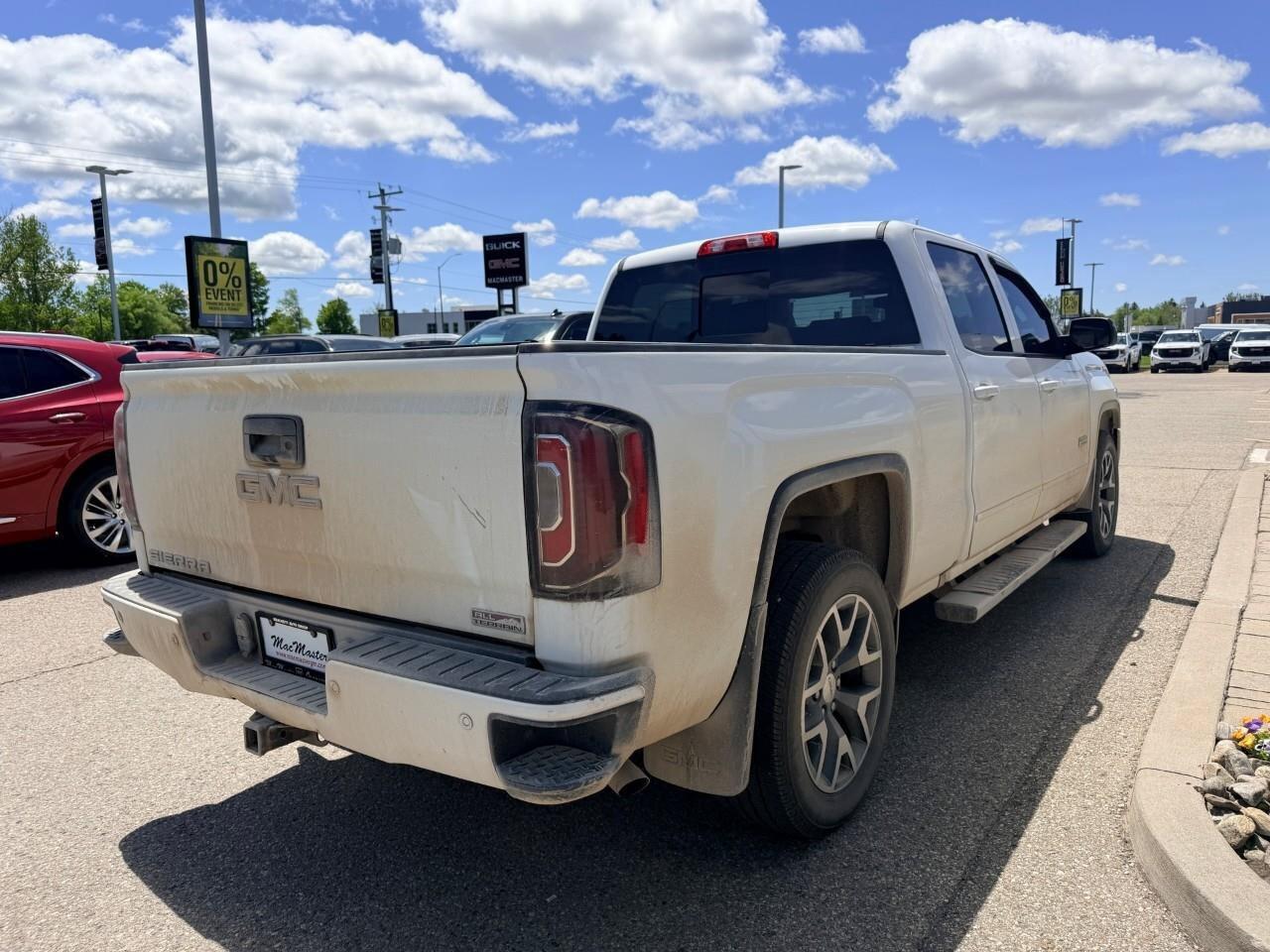 2017 GMC Sierra 1500 SLTSLT, ALL TERRAIN, 5.3L V8, ALLOYS, LEATHER, BOS Photo