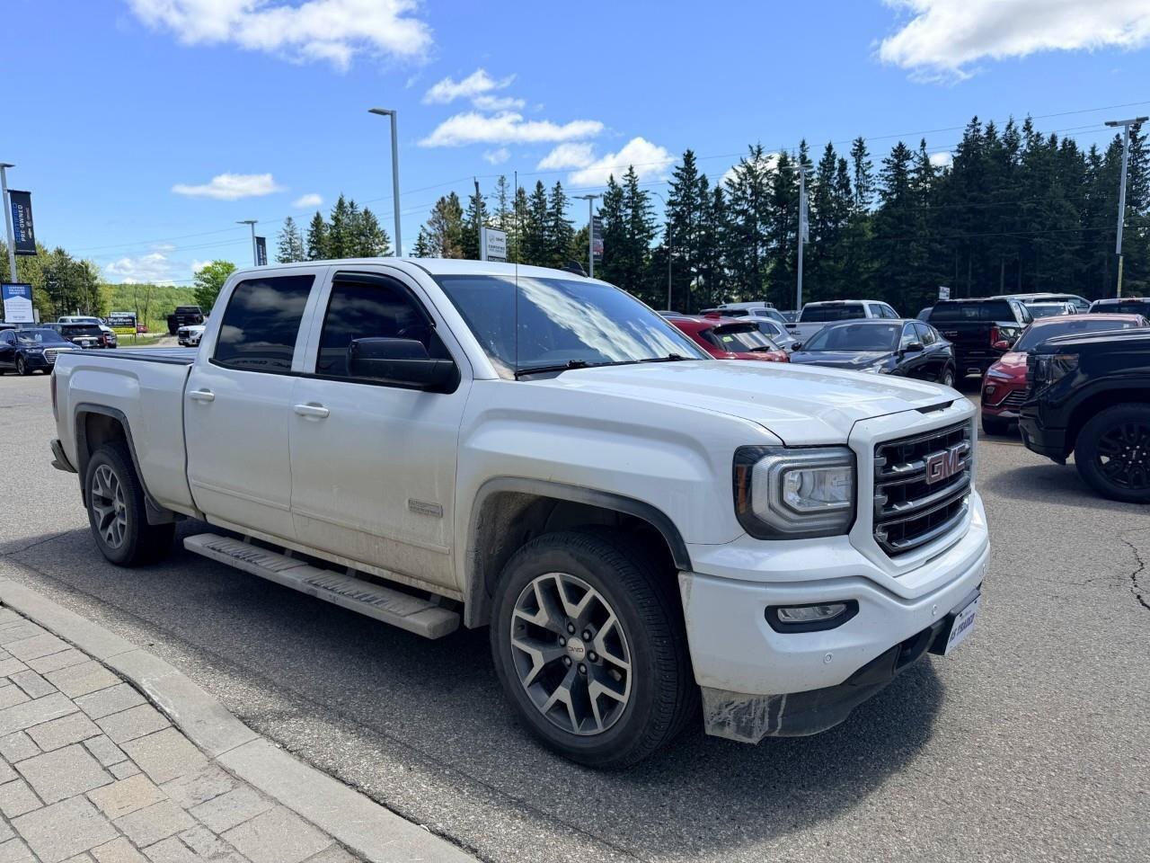 2017 GMC Sierra 1500 SLTSLT, ALL TERRAIN, 5.3L V8, ALLOYS, LEATHER, BOS Photo