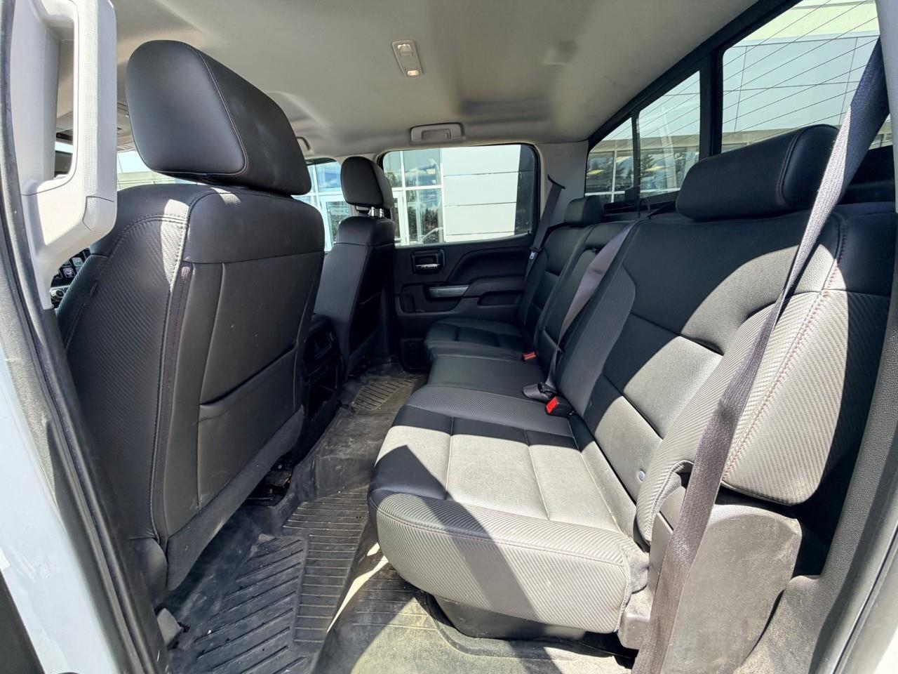 2017 GMC Sierra 1500 SLTSLT, ALL TERRAIN, 5.3L V8, ALLOYS, LEATHER, BOS Photo