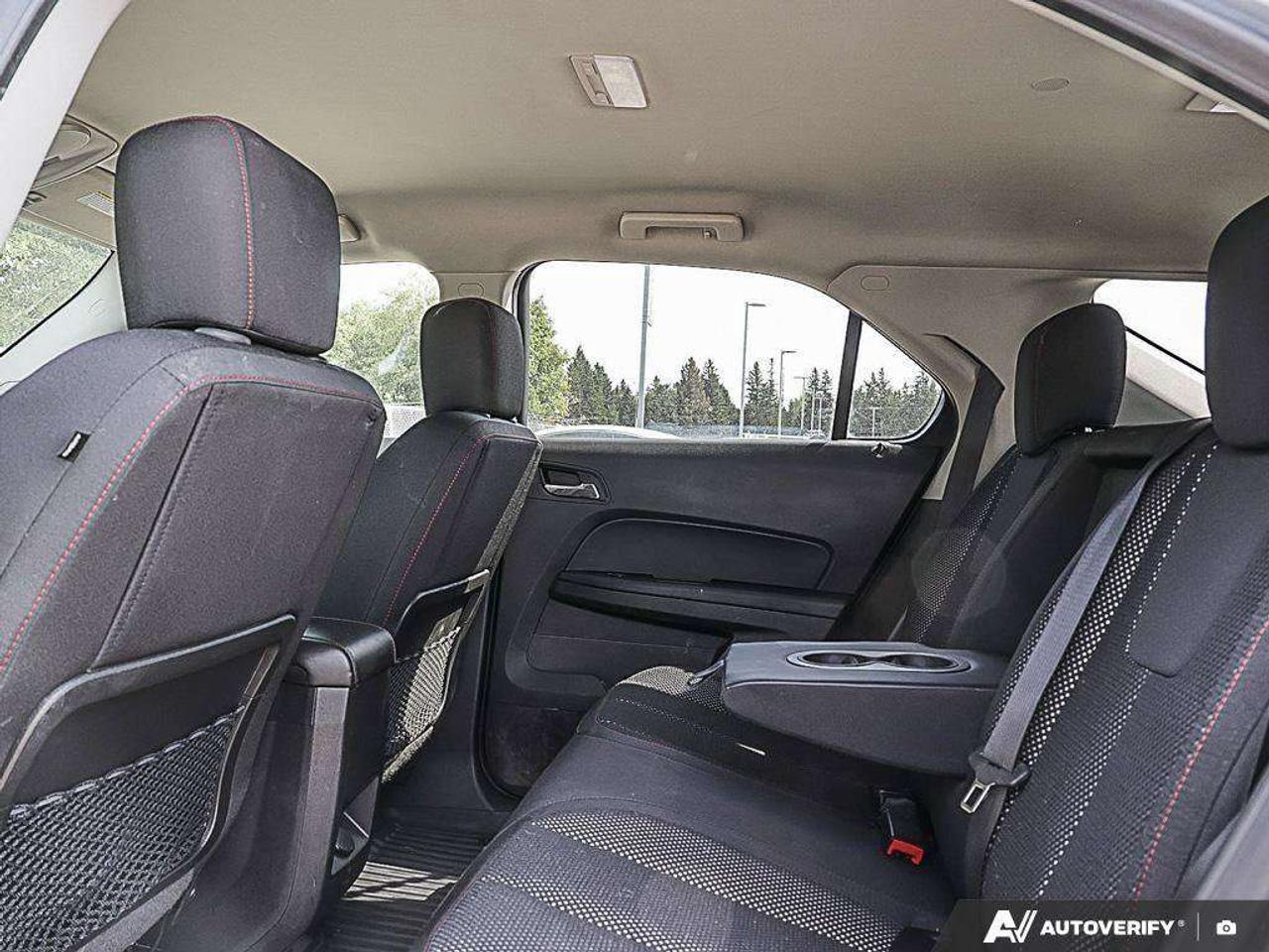 2015 Chevrolet Equinox LT, 2.4L 4-CYL, FWD, ALLOYS, CLOTH, 2-OWNER, AS-TRADED! Photo