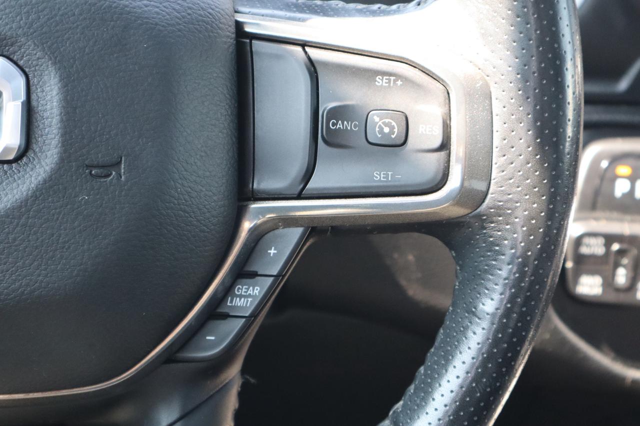 2020 RAM 1500 Sport Crew Cab 4WD   No Accident   Lifted   Moonro Photo