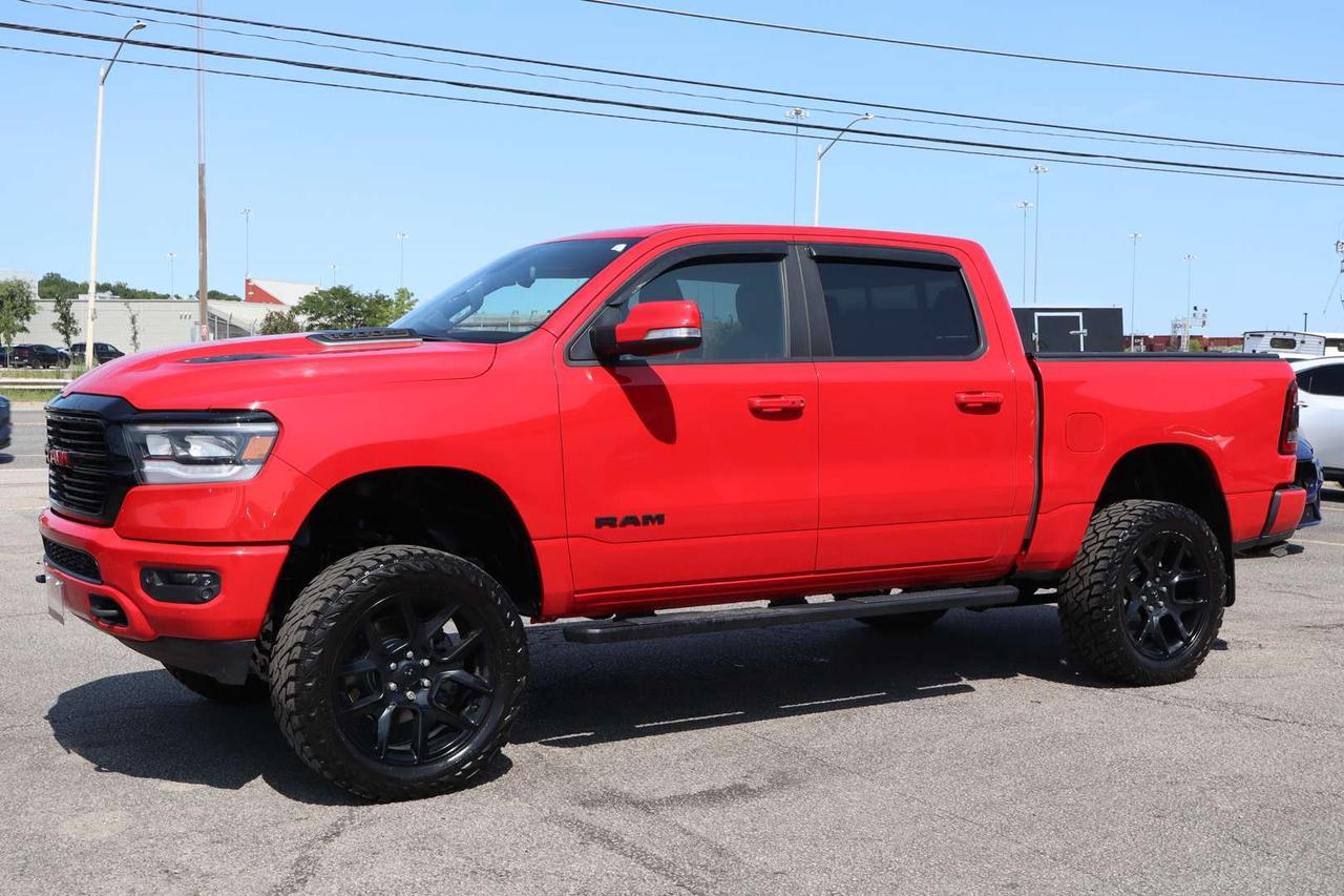 2020 RAM 1500 Sport Crew Cab 4WD   No Accident   Lifted   Moonroof Photo2
