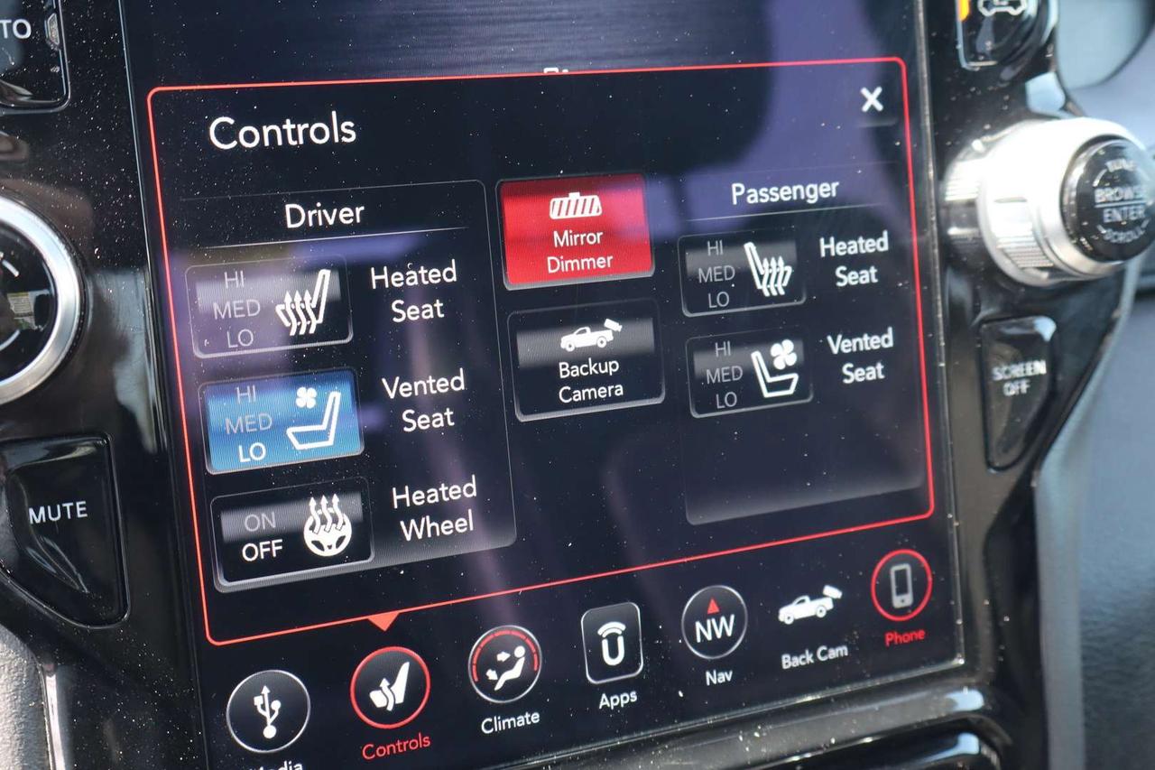 2020 RAM 1500 Sport Crew Cab 4WD   No Accident   Lifted   Moonroof Photo