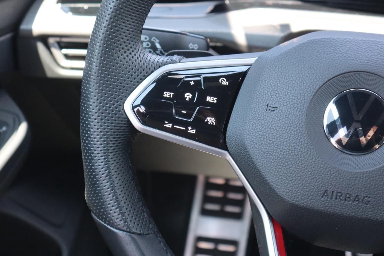 2022 Volkswagen Golf GTI Autobahn Auto Photo