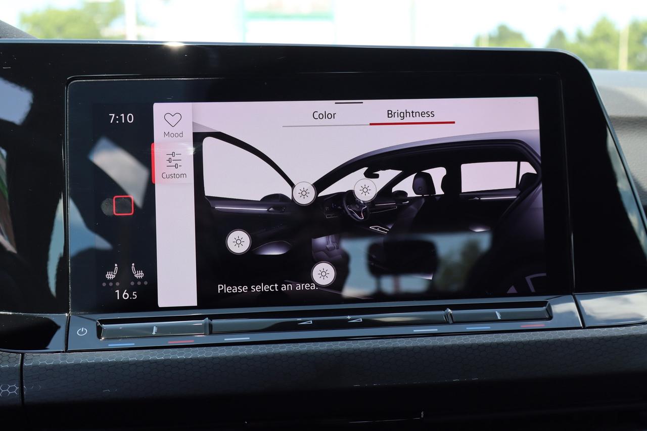 2022 Volkswagen Golf GTI Autobahn Auto Photo