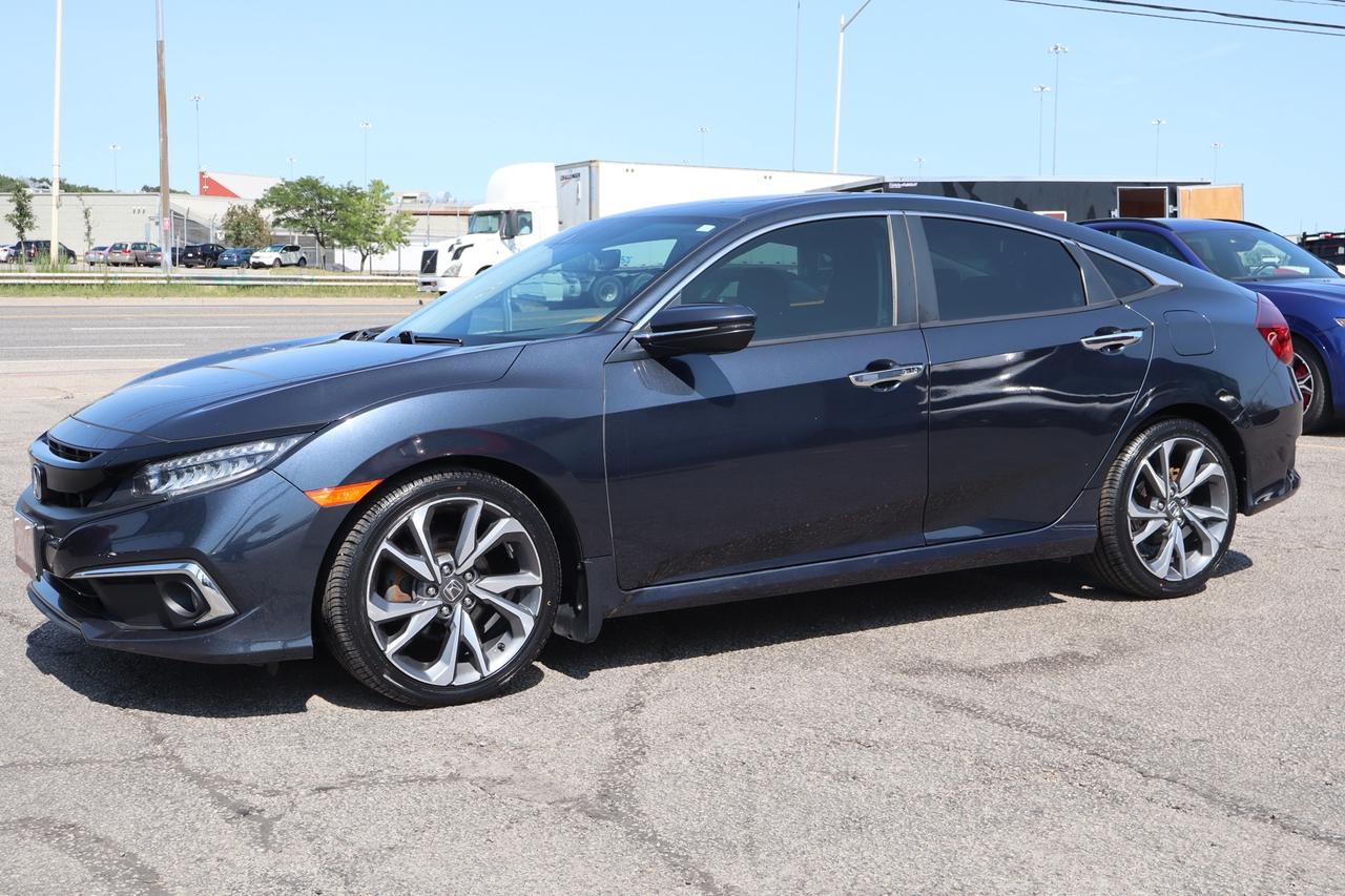 2019 Honda Civic Touring Sedan CVT Photo2