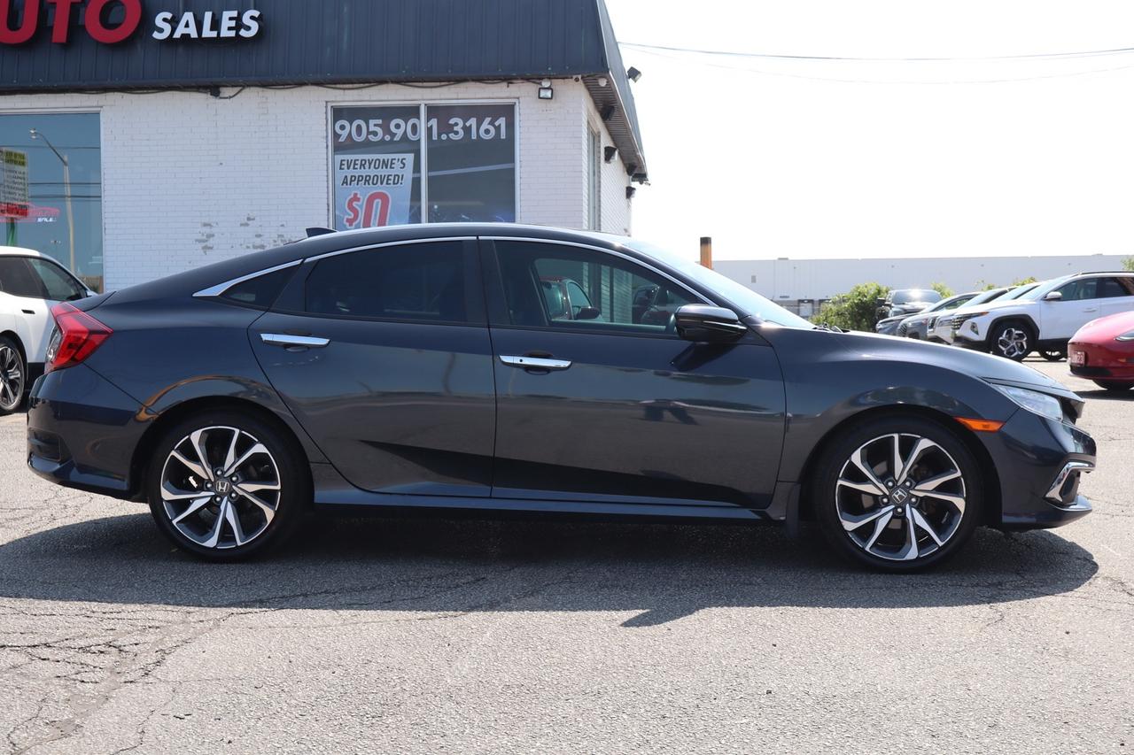 2019 Honda Civic Touring Sedan CVT Photo