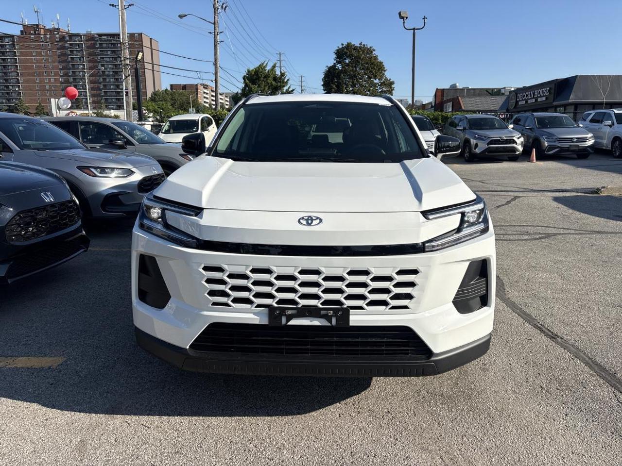 2026 Toyota RAV4 XLE HYBRID Photo