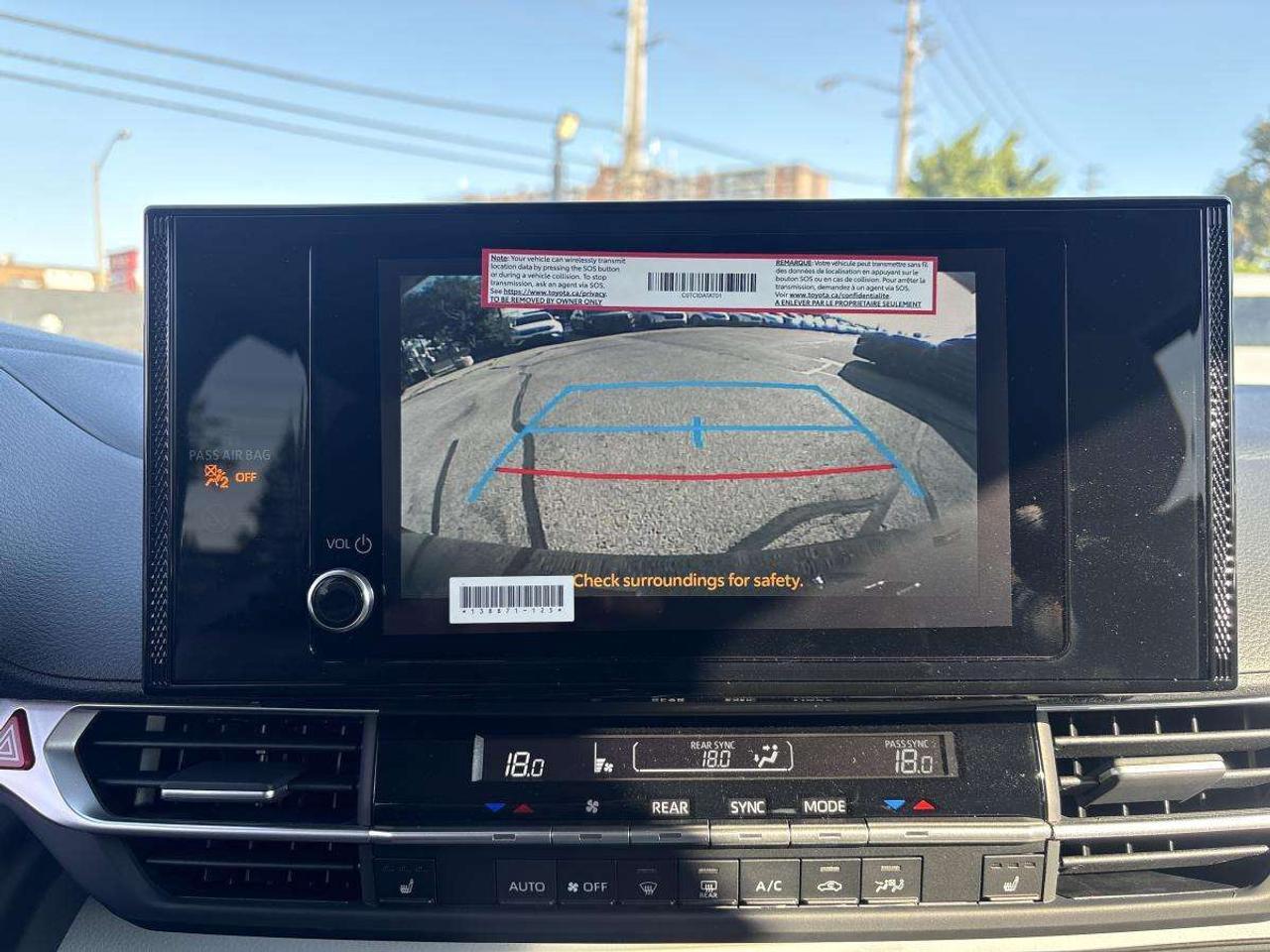 2026 Toyota Sienna LE Hybrid Photo