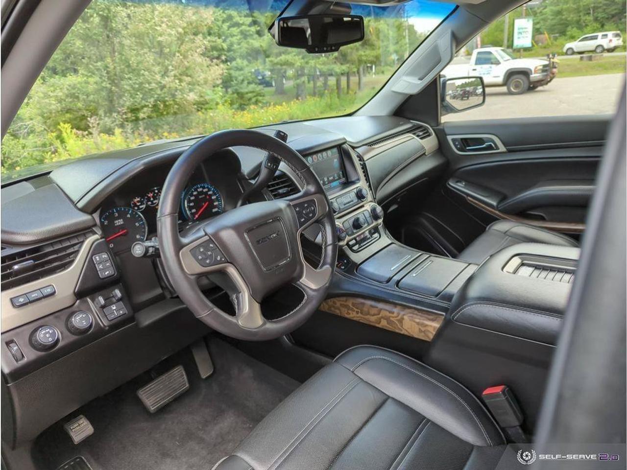 2019 GMC Yukon XL DenaliDenali Ultimate Package   Trailering Package Photo