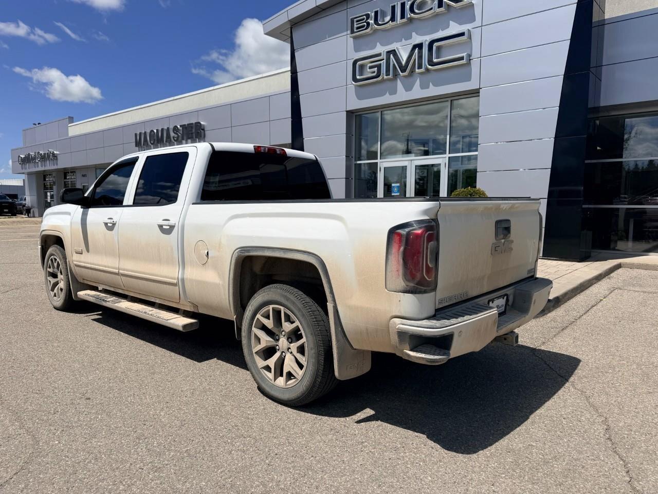 2017 GMC Sierra 1500 SLTSLT, ALL TERRAIN, 5.3L V8, ALLOYS, LEATHER, BOS Photo