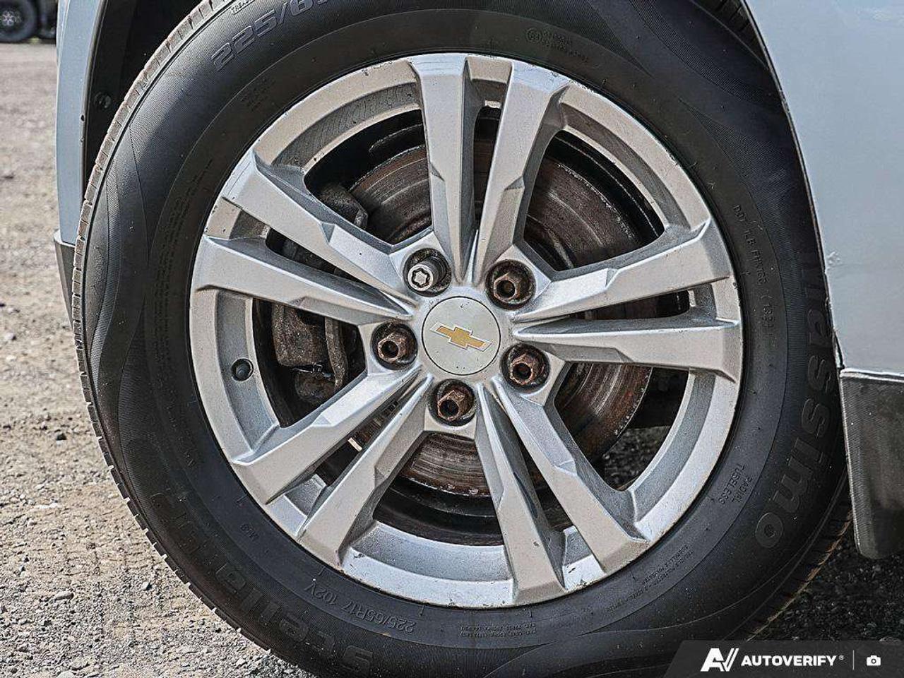 2015 Chevrolet Equinox LT, 2.4L 4-CYL, FWD, ALLOYS, CLOTH, 2-OWNER, AS-TRADED! Photo