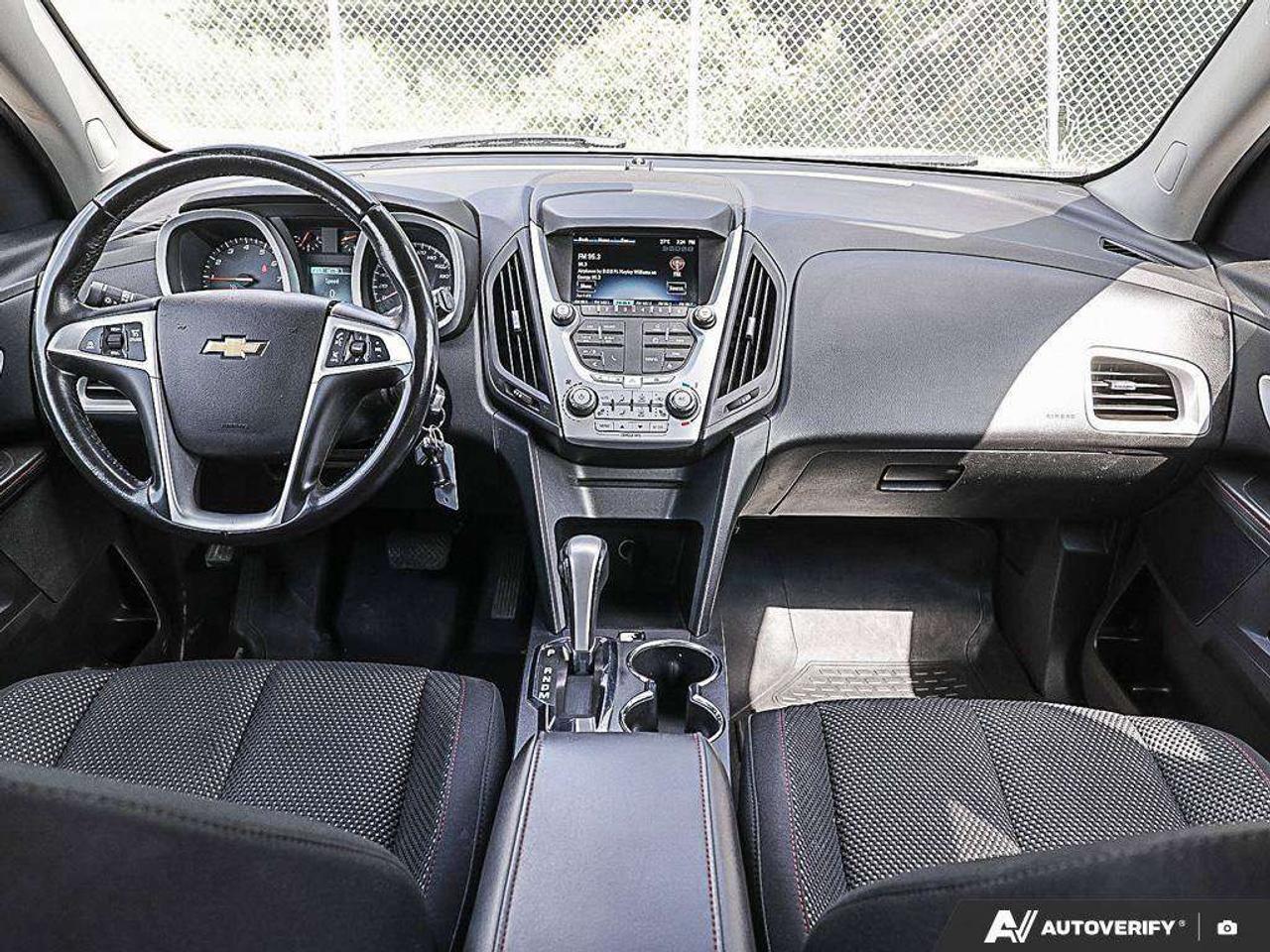 2015 Chevrolet Equinox LT, 2.4L 4-CYL, FWD, ALLOYS, CLOTH, 2-OWNER, AS-TRADED! Photo
