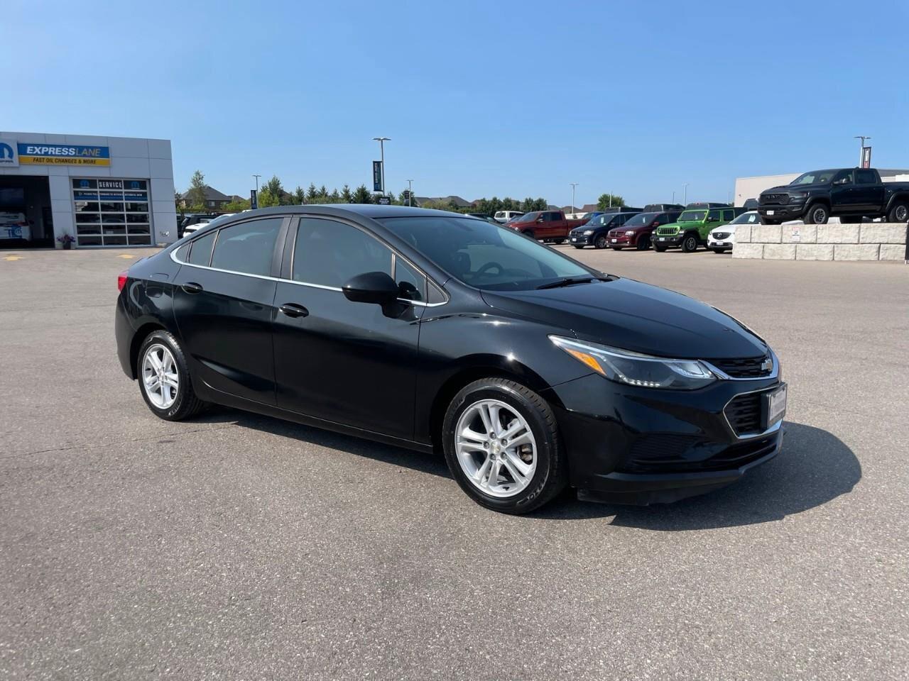 2016 Chevrolet Cruze 4DR SDN AUTO LT Photo