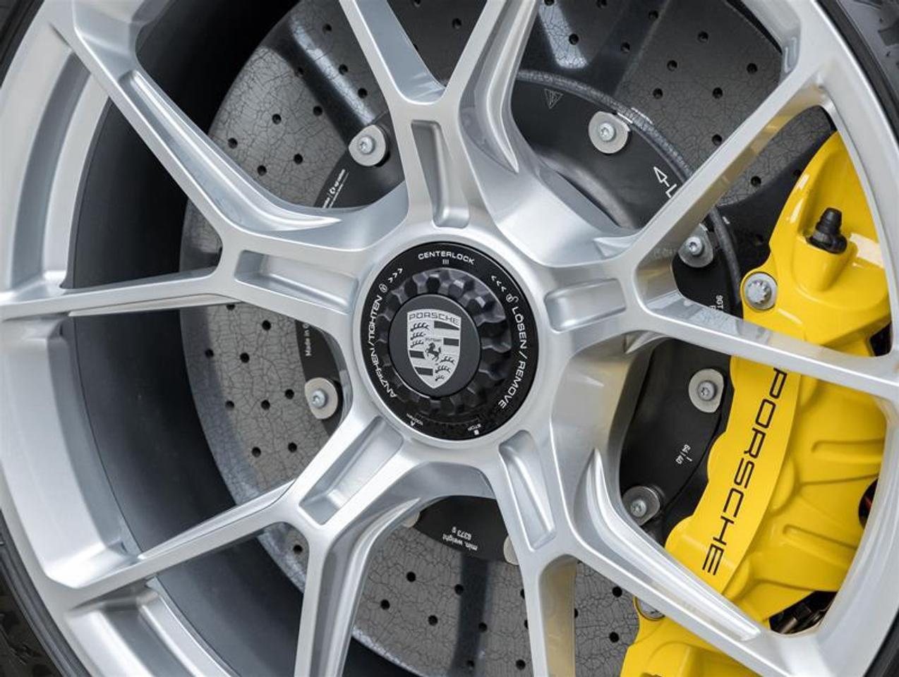 2024 Porsche 911  Photo
