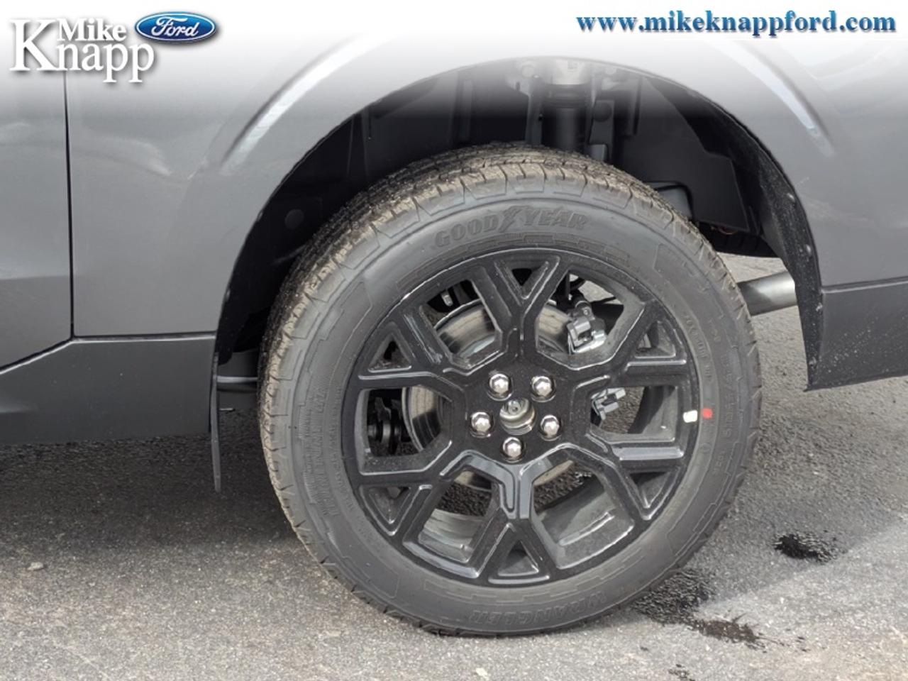 2026 Ford Maverick Lariat Photo