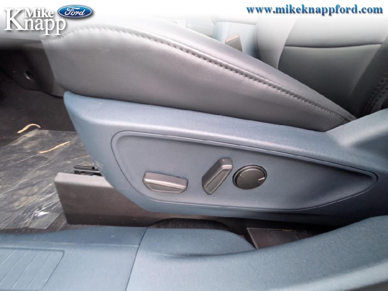 2026 Ford Maverick Lariat Photo