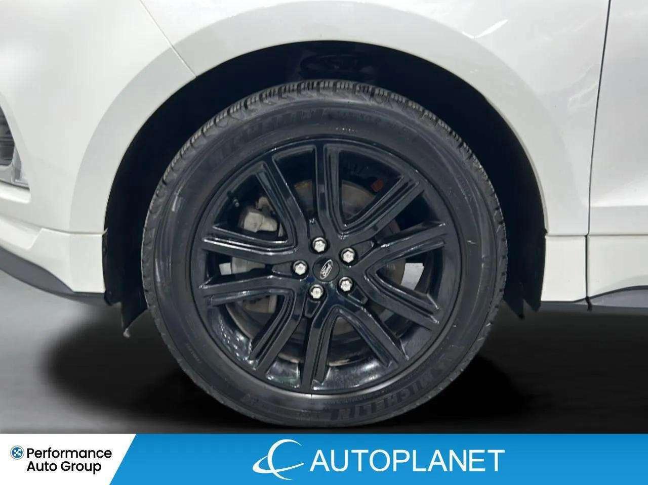 2024 Ford Edge ST-Line AWD, Apple CarPlay, Back Up Cam, New Tires Photo