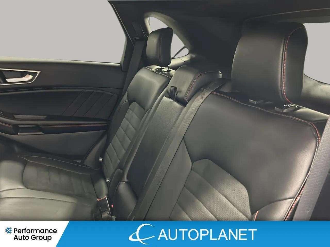 2024 Ford Edge ST-Line AWD, Apple CarPlay, Back Up Cam, New Tires Photo