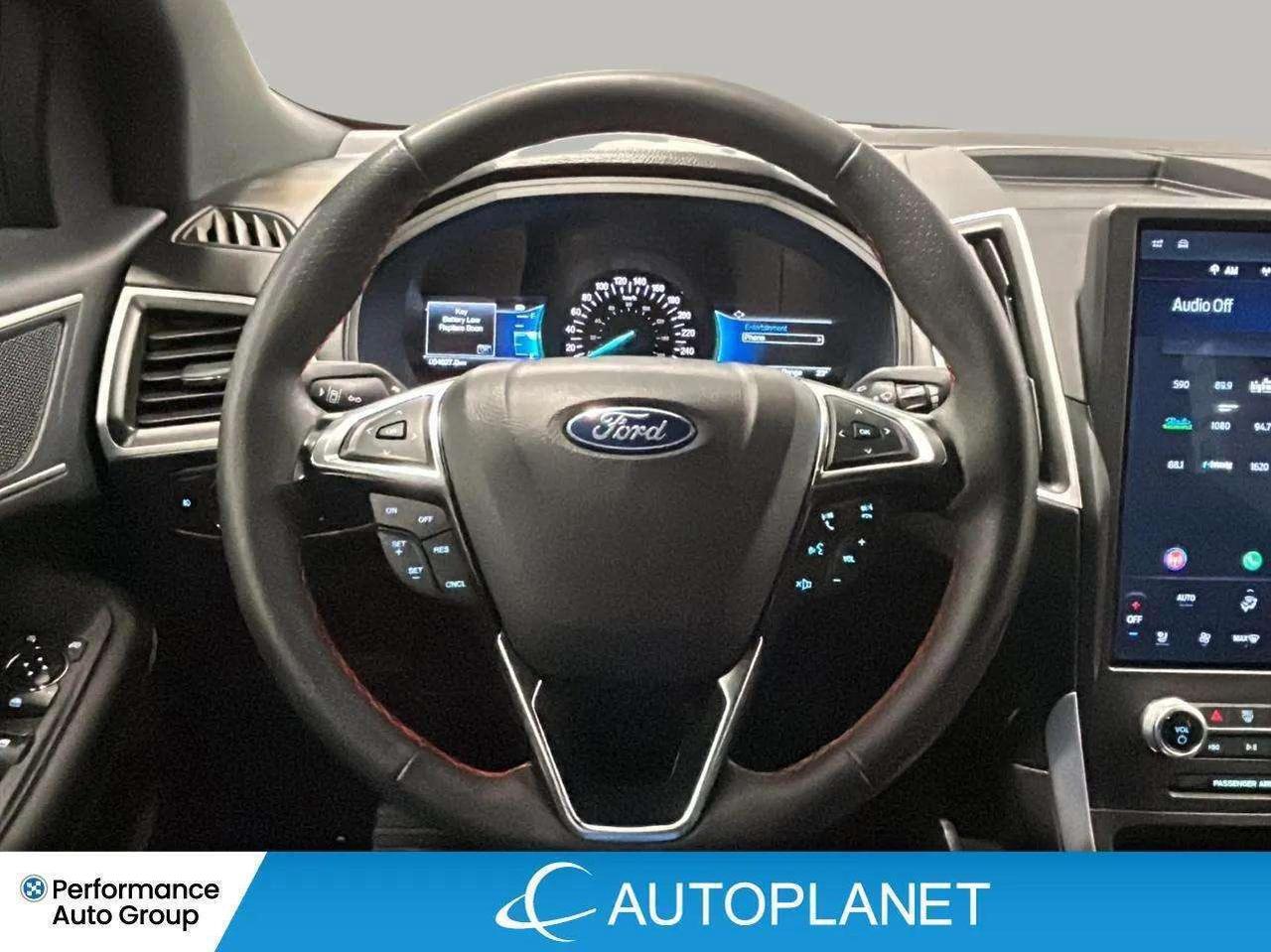 2024 Ford Edge ST-Line AWD, Apple CarPlay, Back Up Cam, New Tires Photo