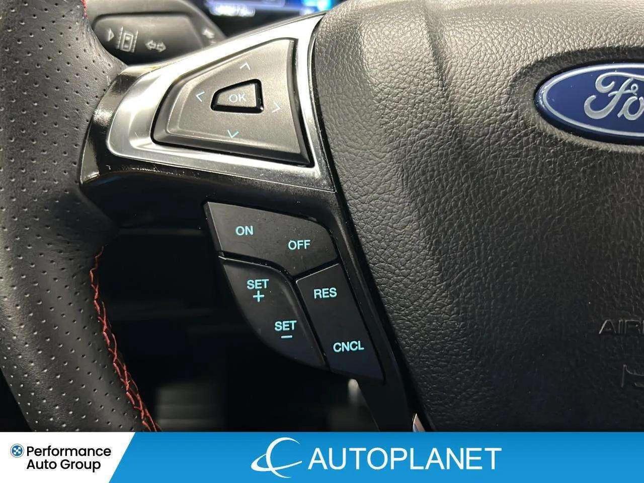 2024 Ford Edge ST-Line AWD, Apple CarPlay, Back Up Cam, New Tires Photo