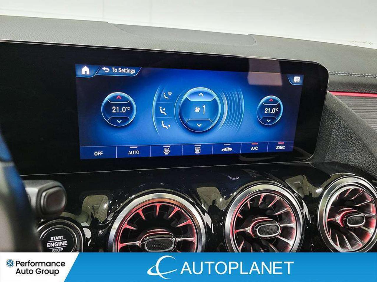 2023 Mercedes-Benz GLA 250 4MATIC, Pano Roof, Back Up Cam, Apple CarPlay! Photo