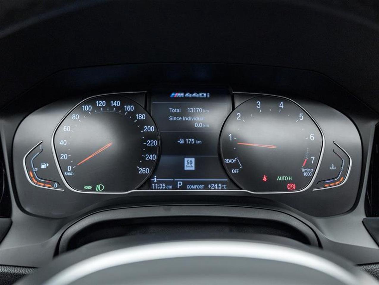2022 BMW M440i  Photo
