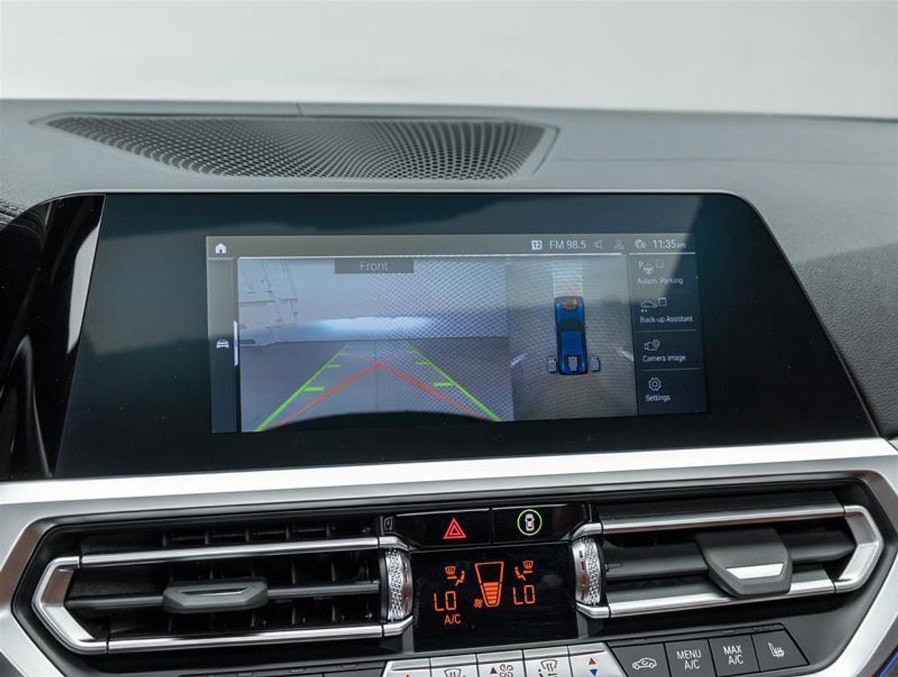 2022 BMW M440i  Photo