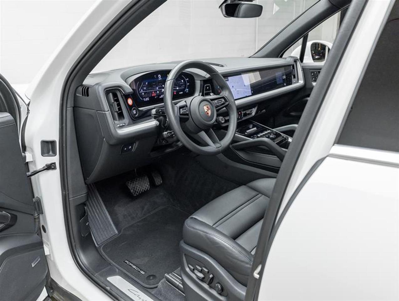 2026 Porsche Cayenne  Photo