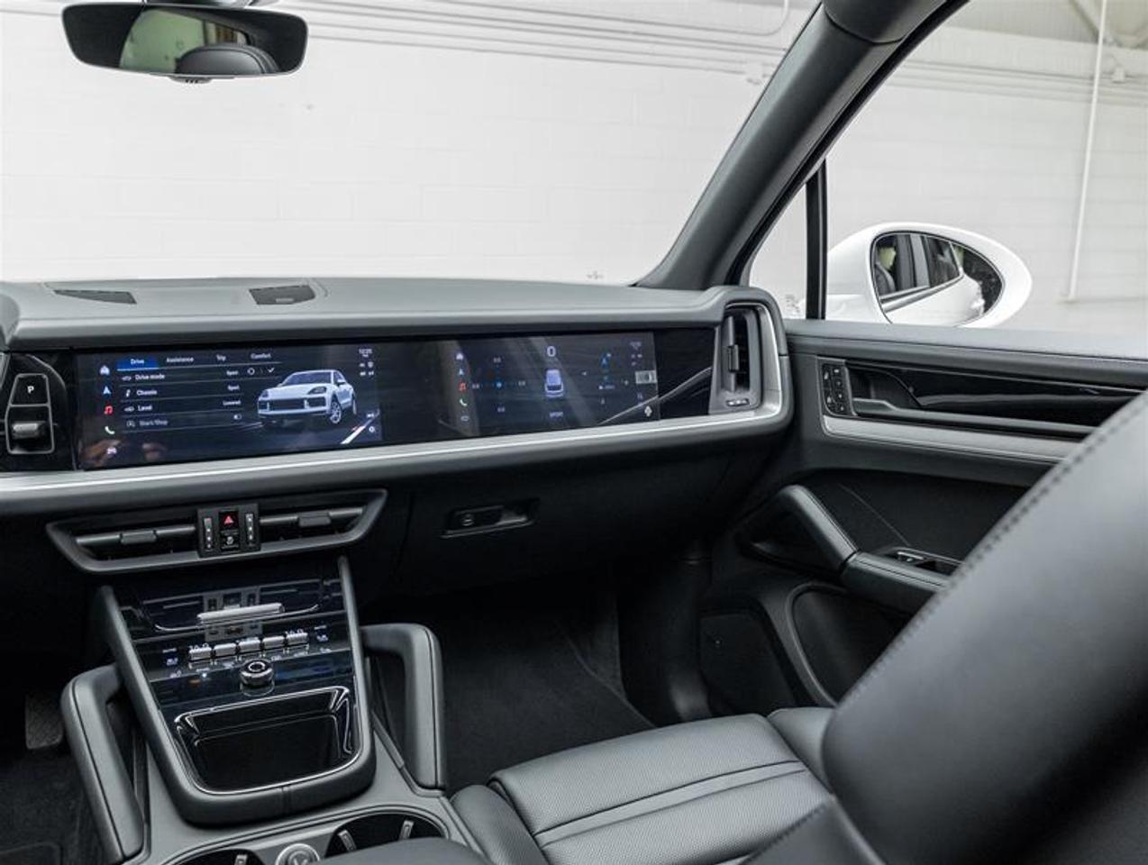 2026 Porsche Cayenne  Photo
