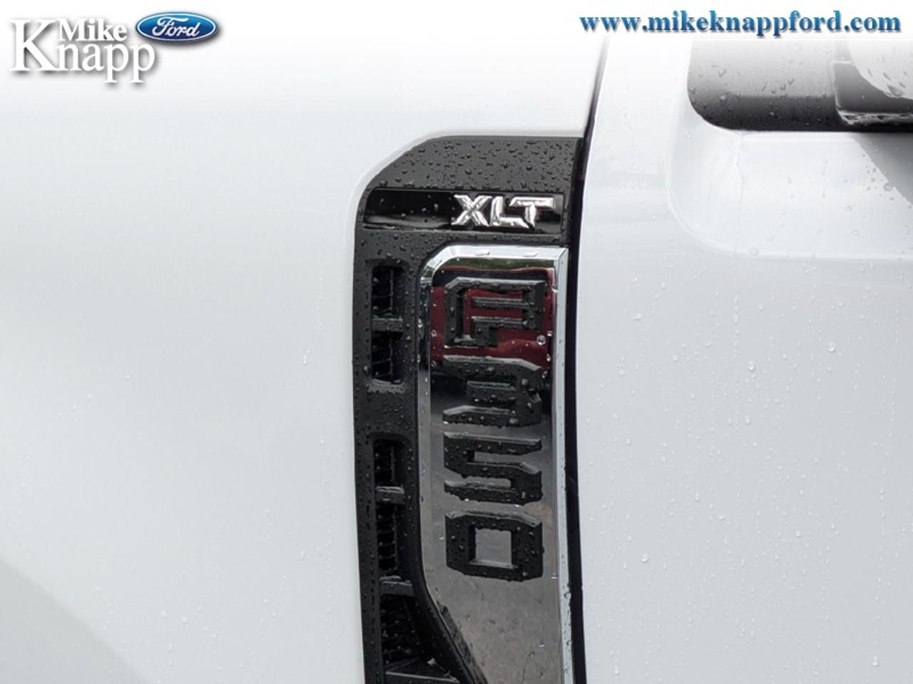 2026 Ford F-350 Super Duty XLT Photo