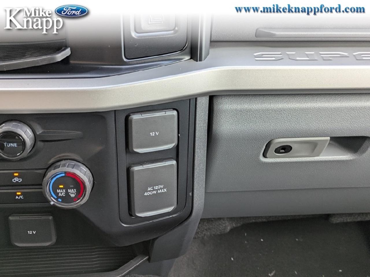 2026 Ford F-350 Super Duty XLT Photo