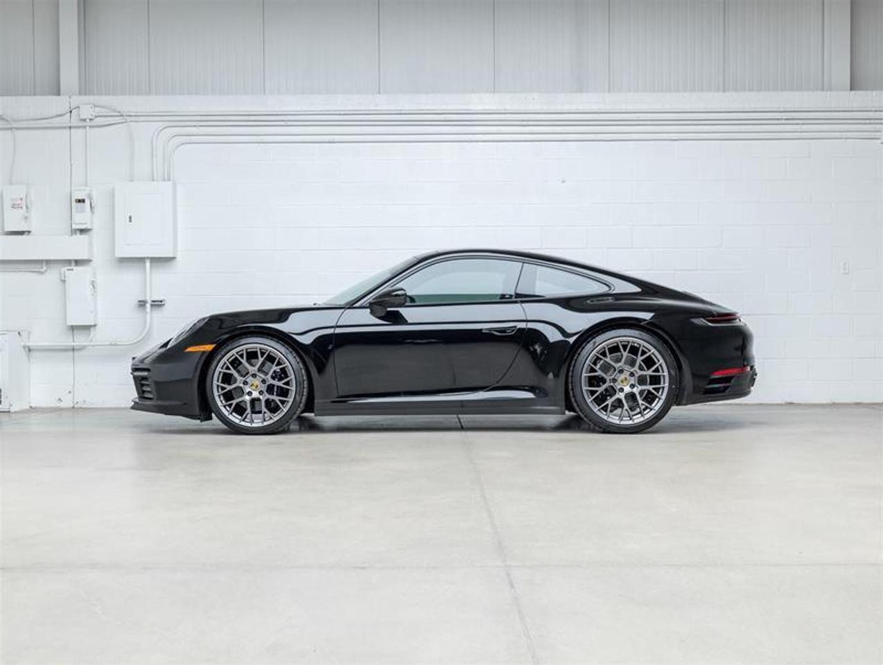 2022 Porsche 911  Photo
