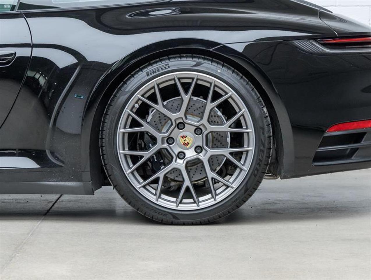 2022 Porsche 911  Photo
