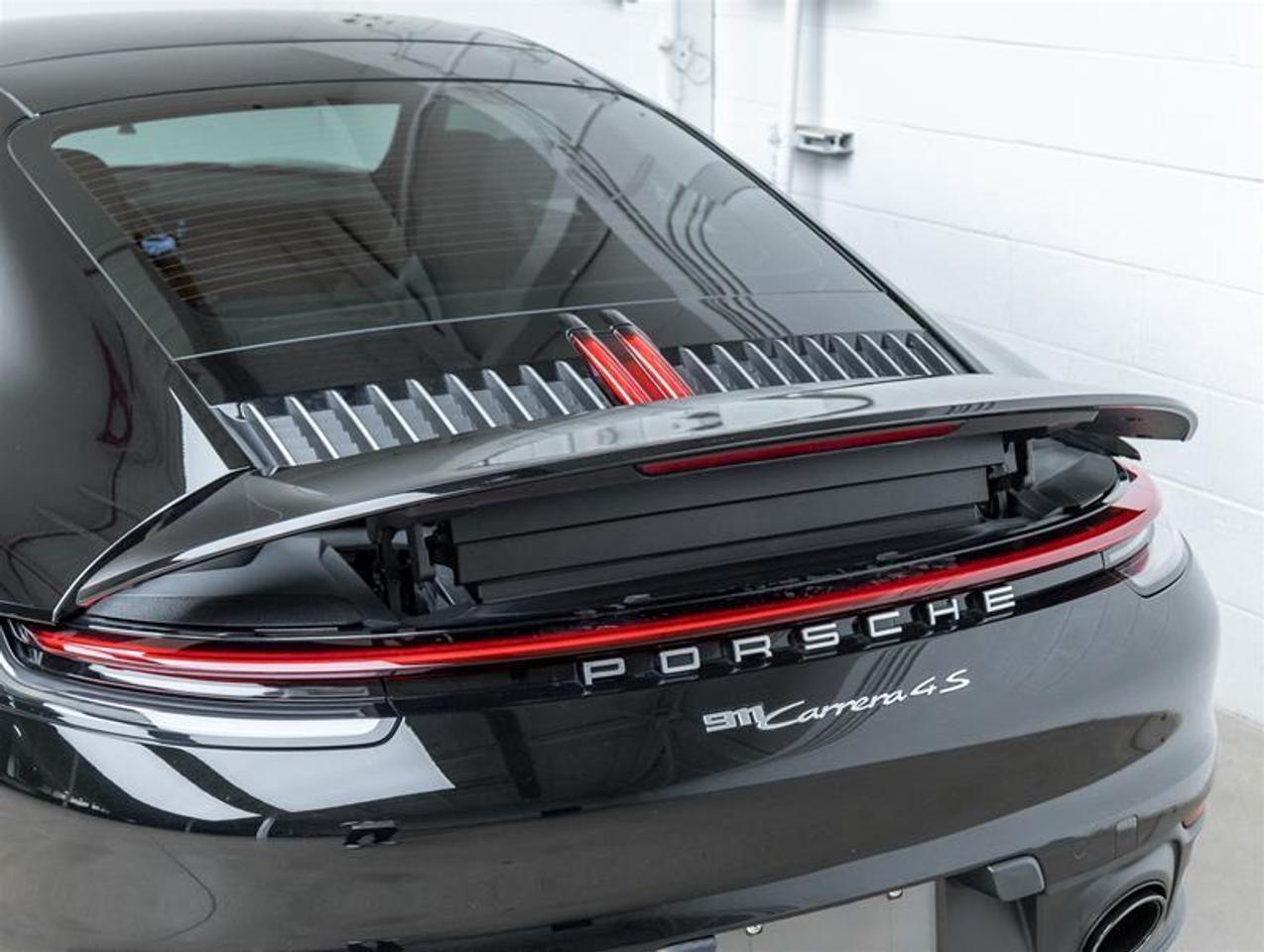 2022 Porsche 911  Photo