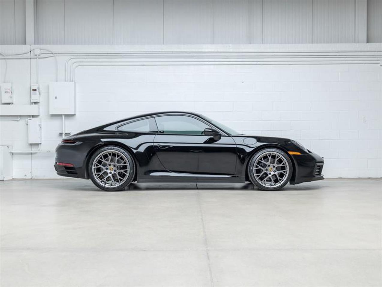 2022 Porsche 911  Photo