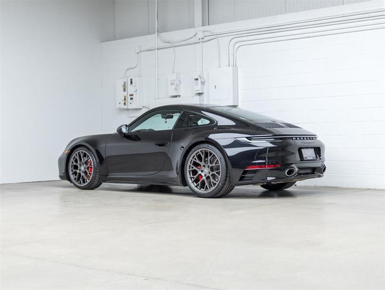 2022 Porsche 911  Photo