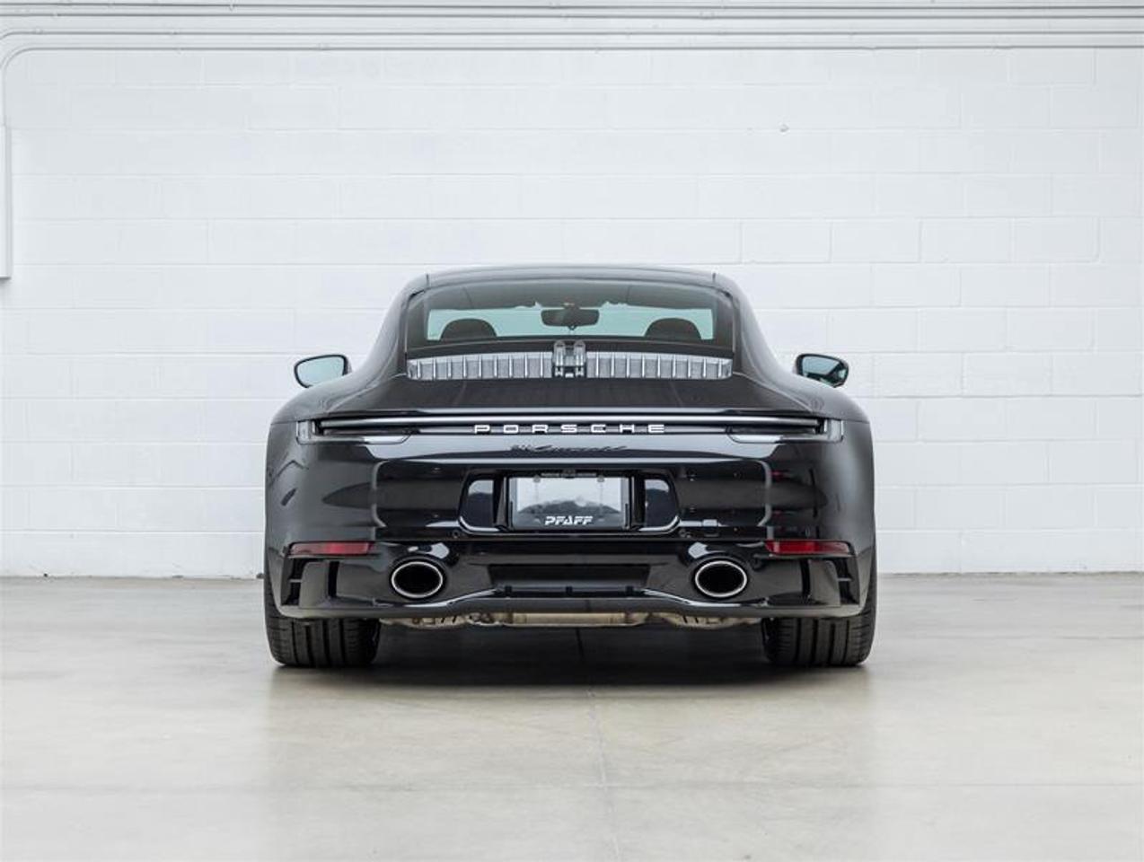 2022 Porsche 911  Photo