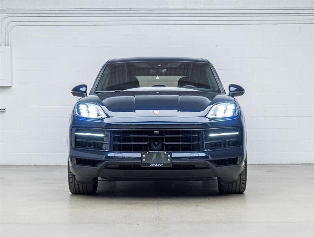 2025 Porsche Cayenne  Photo