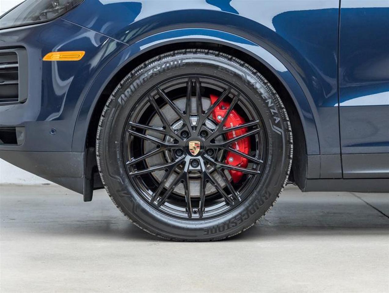 2025 Porsche Cayenne  Photo