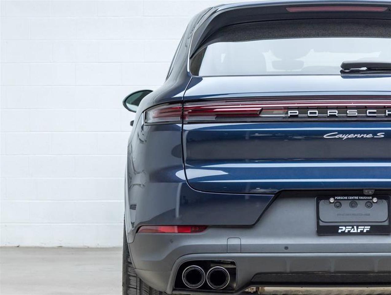 2025 Porsche Cayenne  Photo