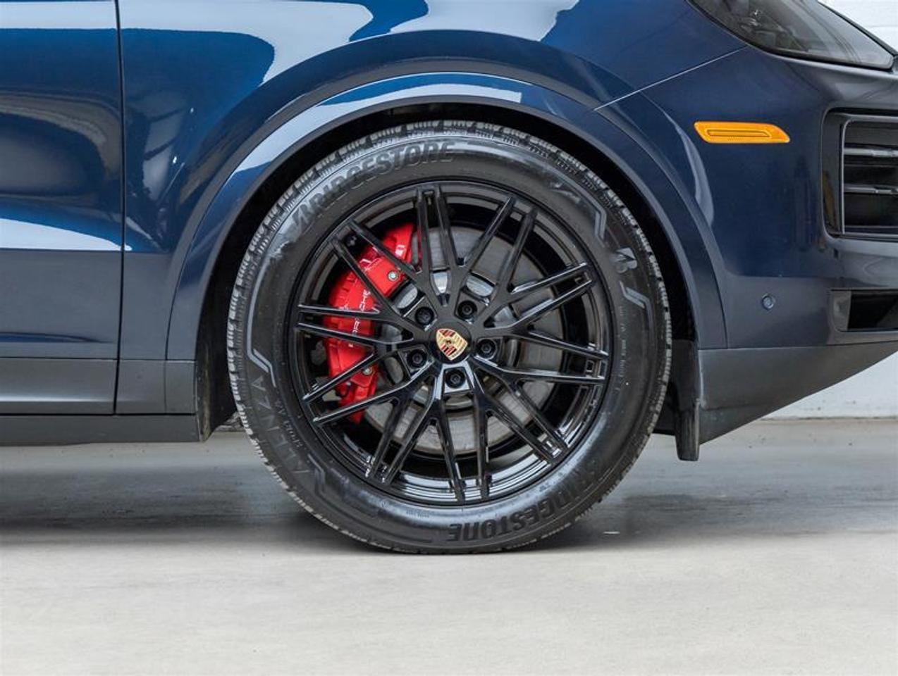 2025 Porsche Cayenne  Photo