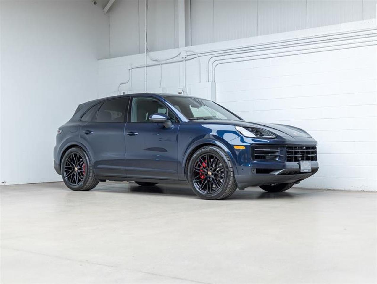 2025 Porsche Cayenne  Photo