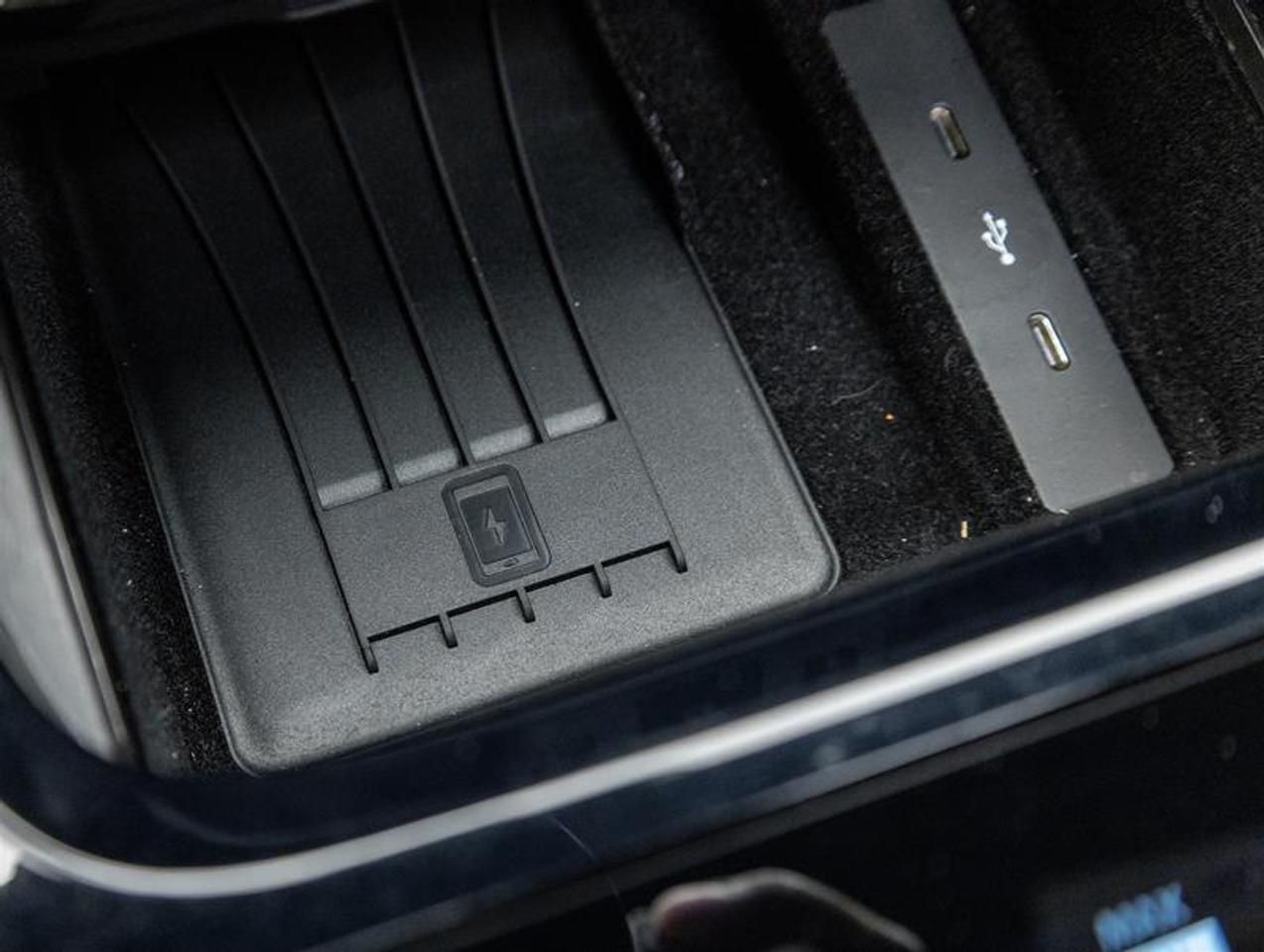 2025 Porsche Cayenne  Photo