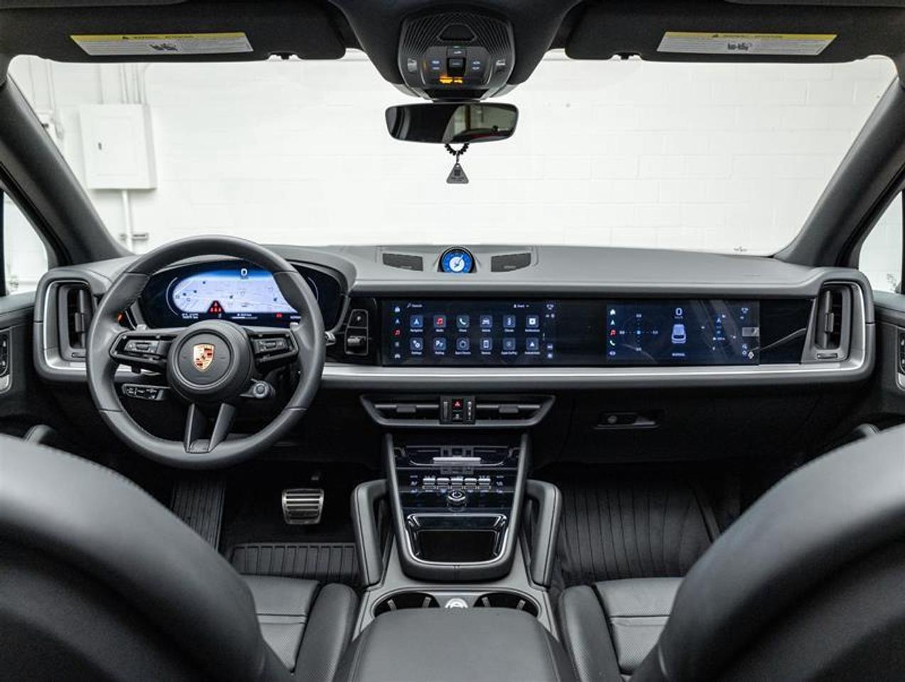 2025 Porsche Cayenne  Photo