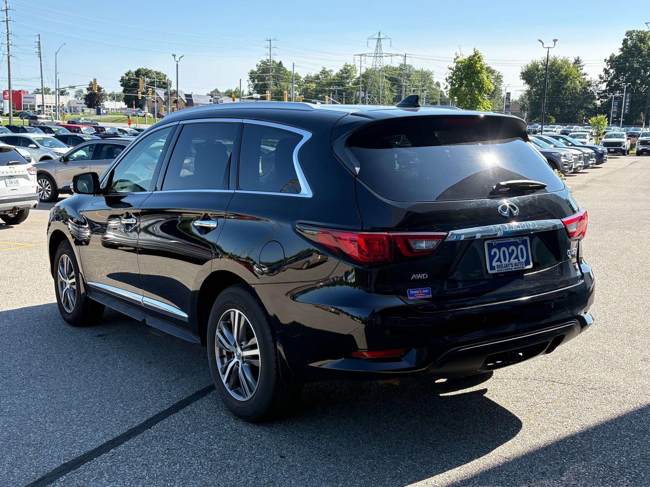 2020 Infiniti QX60 Essential AWD   Java Leather Interior   Clean Photo