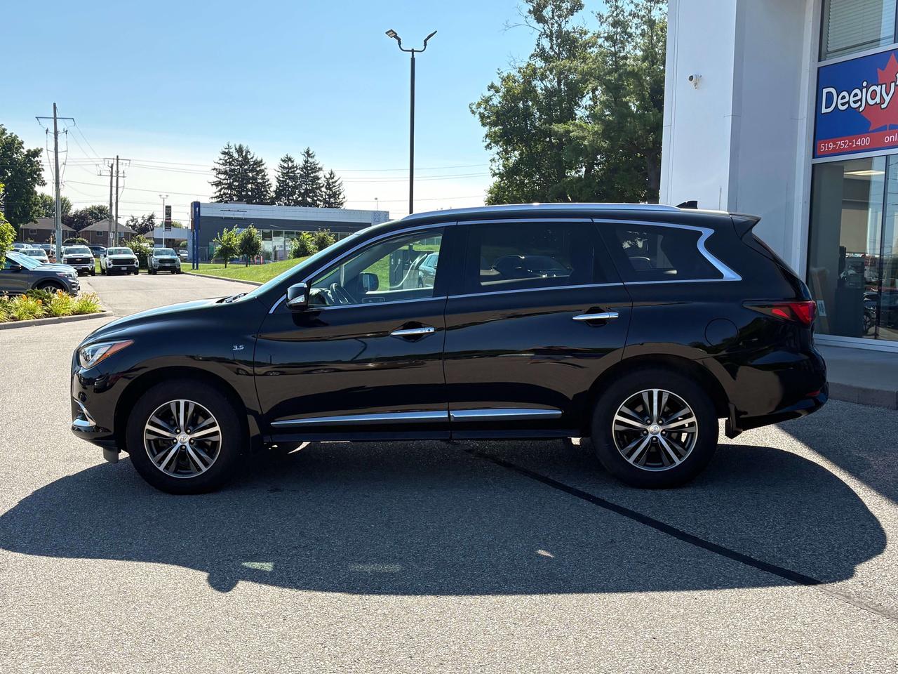 2020 Infiniti QX60 Essential AWD   Java Leather Interior   Clean Photo