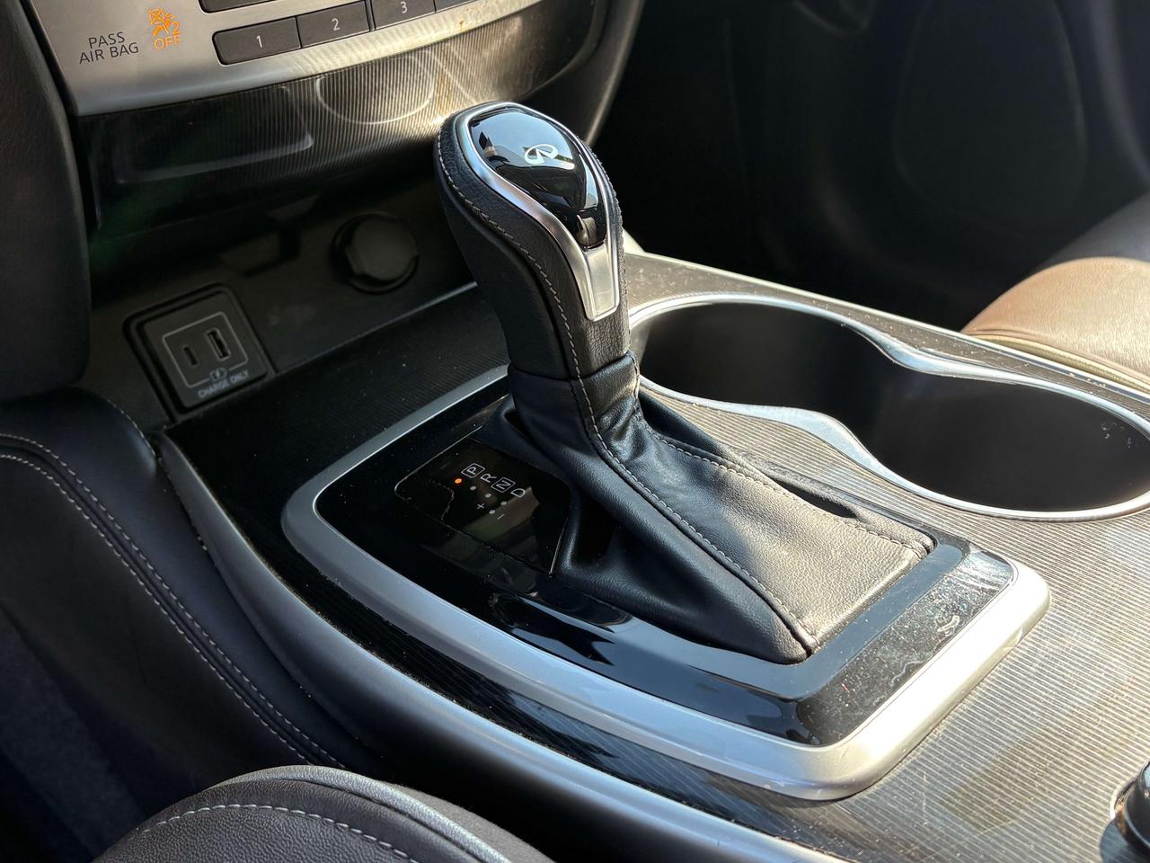2020 Infiniti QX60 Essential AWD   Java Leather Interior   Clean Photo